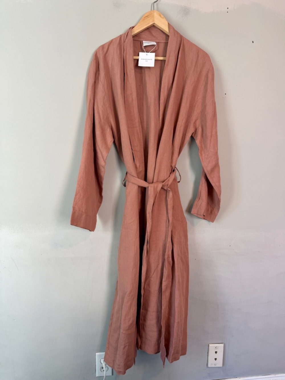 Parachute Robe Linen Medium NEW Clay